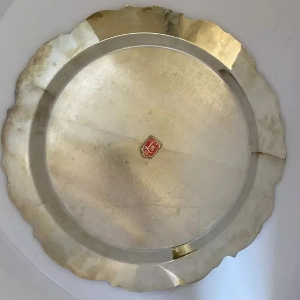 Lunt Round Silver Plate Tray Modern Victorian Floral Buffet Dish
